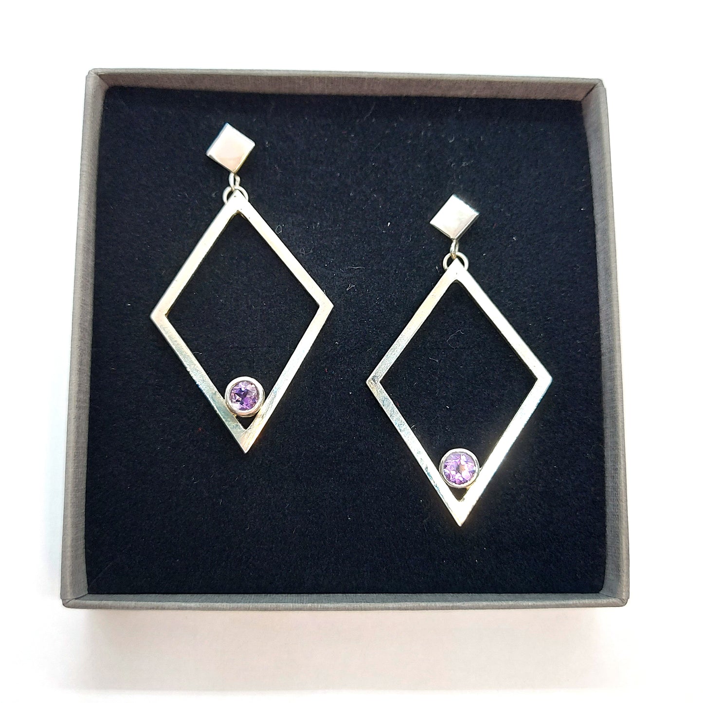 Silver Glacier drop earrings with amethyst