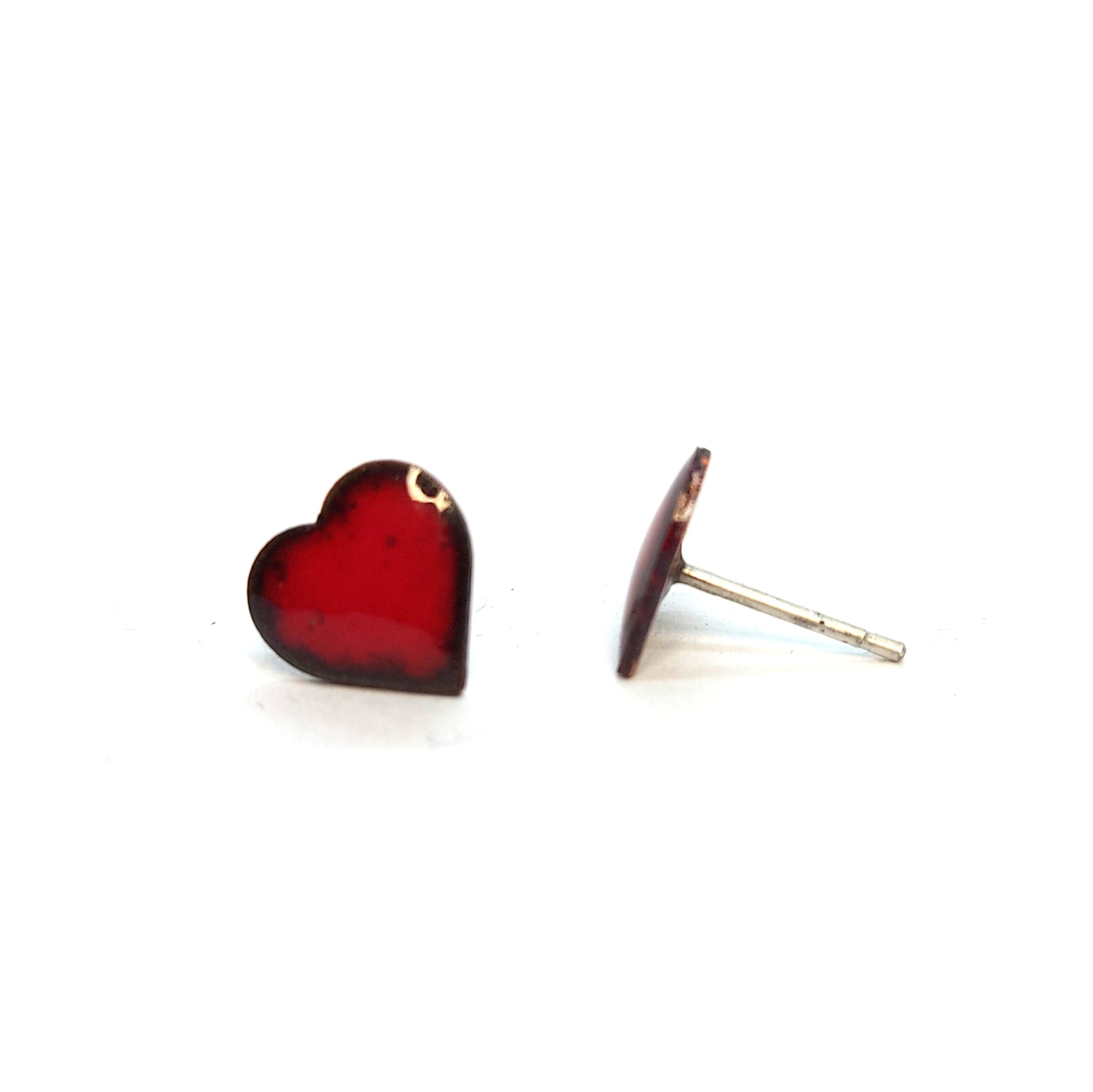 Red enamel heart stud earrings