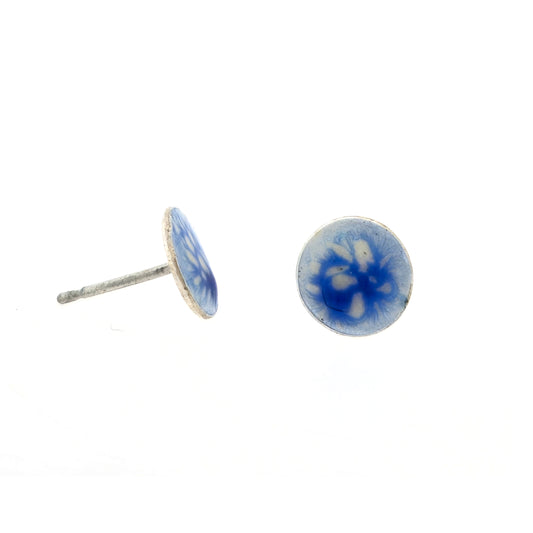 Round silver stud earrings with a blue and white enamel speckled pattern.