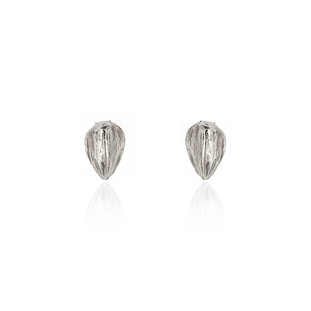 Silver teardrop shaped stud earrings with lined texture.